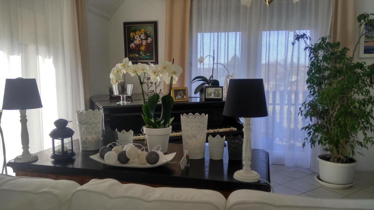 Leander Apartman Балатонлелле Экстерьер фото
